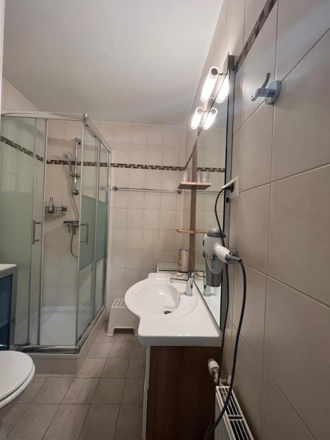 Ossiacher See Apartment: Lakefront Access with Heated Pool Bodensdorf Exterior photo